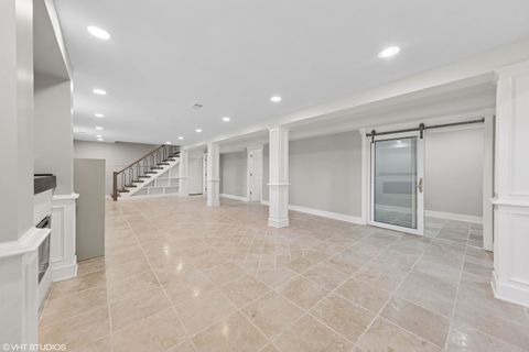 Tiny photo for 932 60th Place, Downers Grove, IL 60516 (MLS # 12507092)