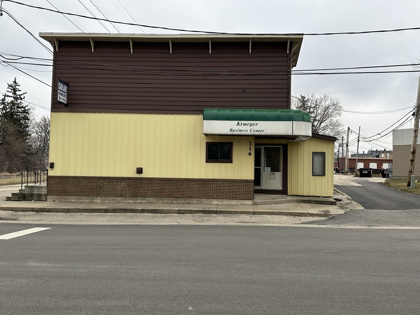 114 N Washington Street