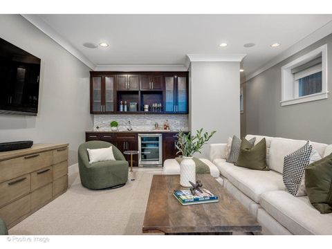 Tiny photo for 1712 W Fletcher Street, Chicago, IL 60657 (MLS # 12461050)