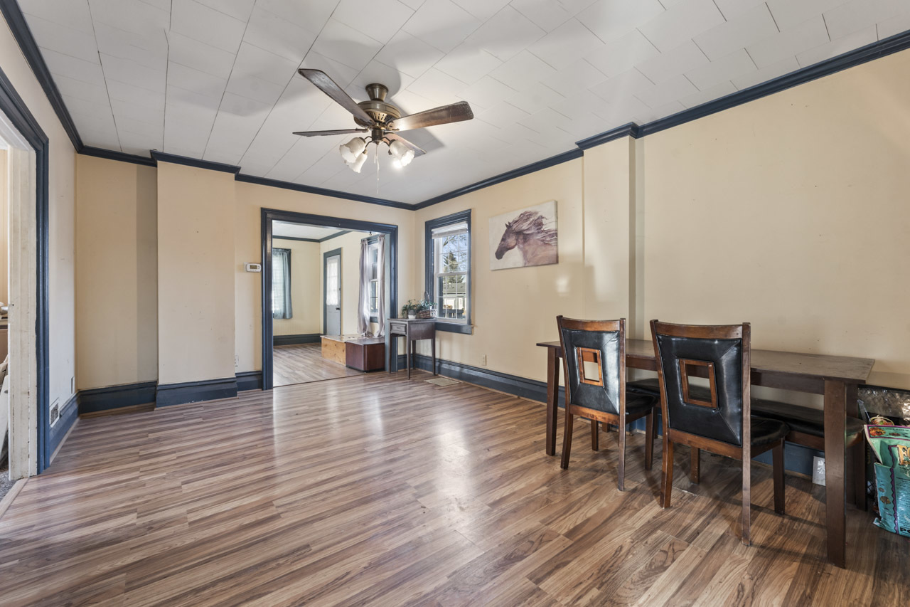 109 E Cherokee Avenue