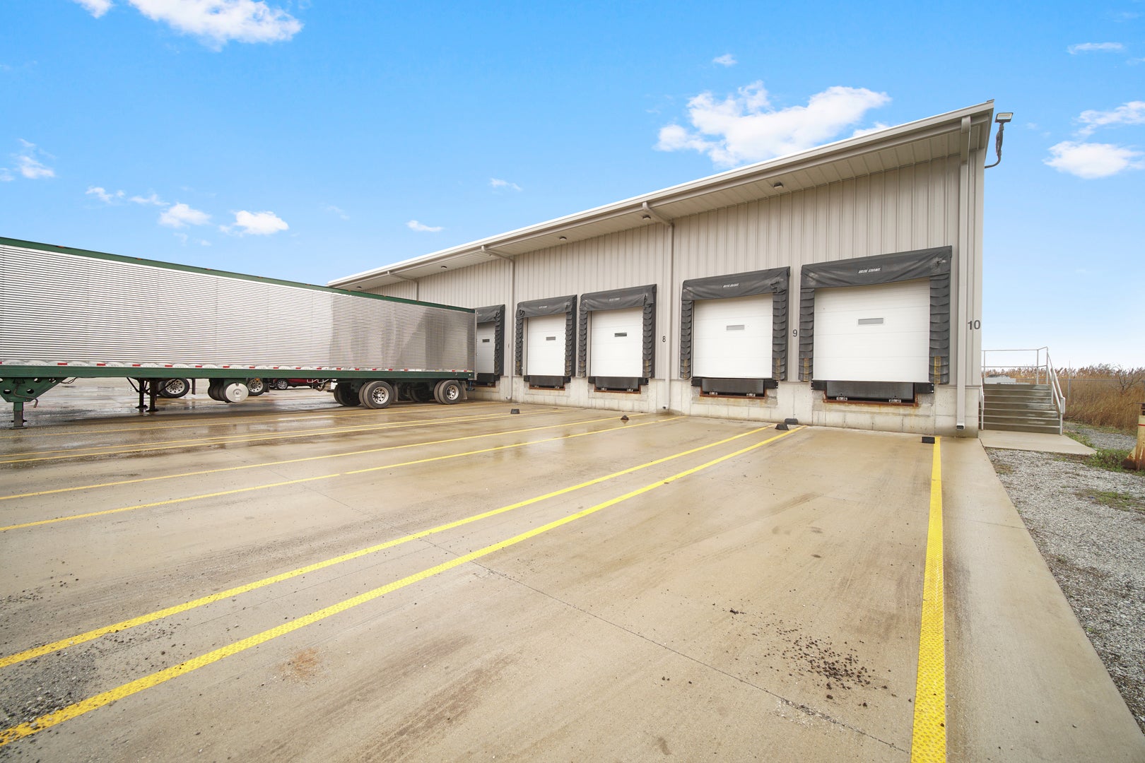 339 W Issert Drive W