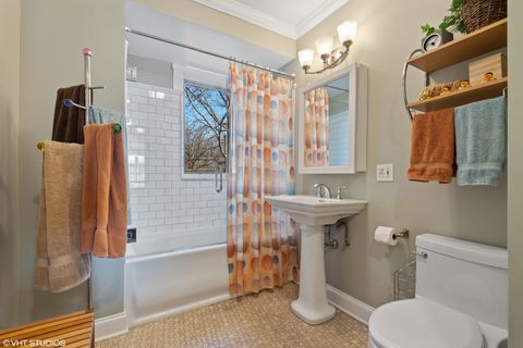 Tiny photo for 9435 Central Park Avenue, Evanston, IL 60203 (MLS # 12521491)