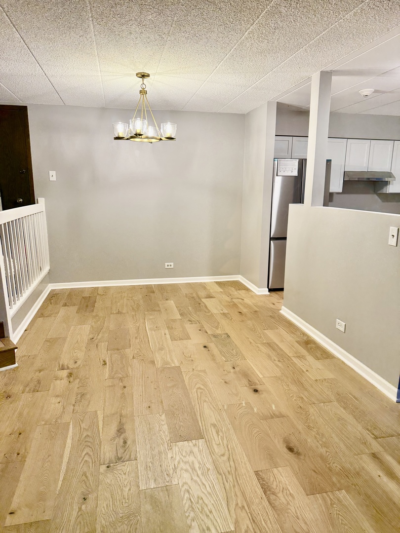 61 W Pier Drive 101