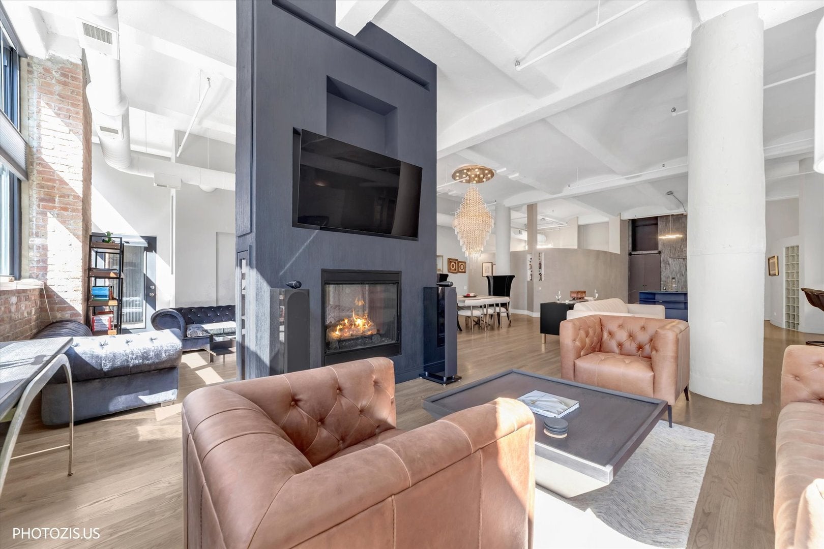 1000 W Washington Boulevard 202