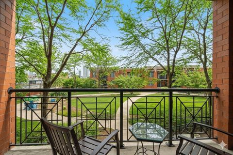 Tiny photo for 3232 N Halsted Street #D407, Chicago, IL 60657 (MLS # 12589663)