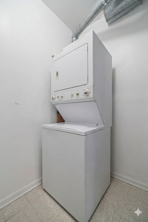 Tiny photo for 3232 N Halsted Street #D407, Chicago, IL 60657 (MLS # 12589663)