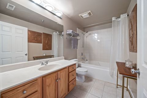 Tiny photo for 3232 N Halsted Street #D407, Chicago, IL 60657 (MLS # 12589663)