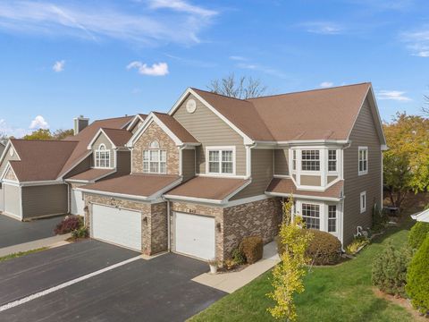 Tiny photo for 647 Kingsbridge Drive, Carol Stream, IL 60188 (MLS # 12509362)