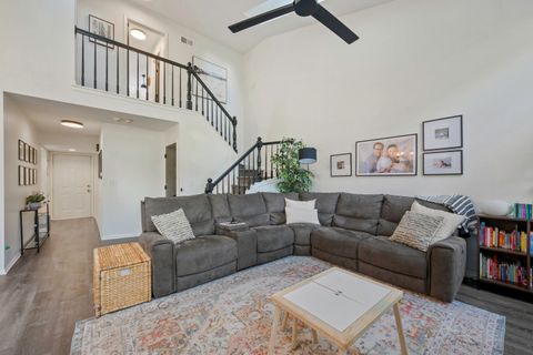 Tiny photo for 647 Kingsbridge Drive, Carol Stream, IL 60188 (MLS # 12509362)