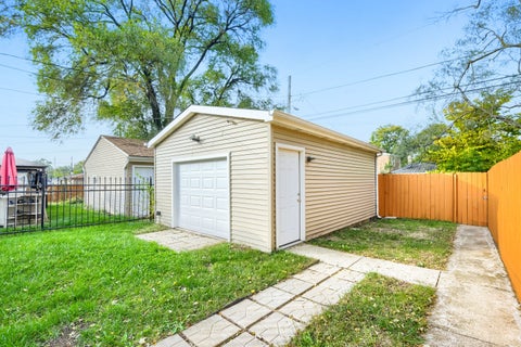 Tiny photo for 9748 S Ellis Avenue, Chicago, IL 60628 (MLS # 12797949)