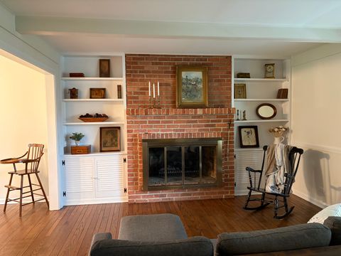 Tiny photo for 909 E Rockwell Street, Arlington Heights, IL 60005 (MLS # 12639528)