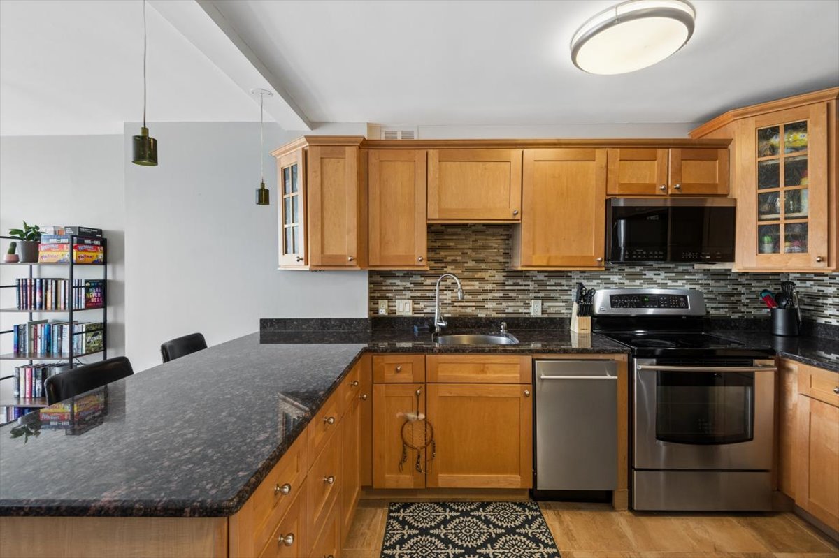 5415 N Sheridan Road 2315