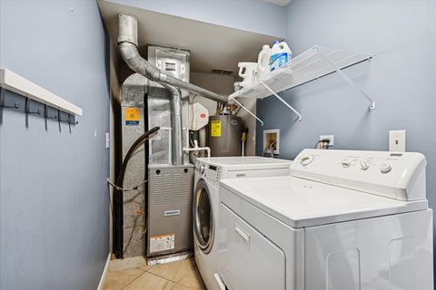 Tiny photo for 1137 Crimson Court, Naperville, IL 60564 (MLS # 12569574)