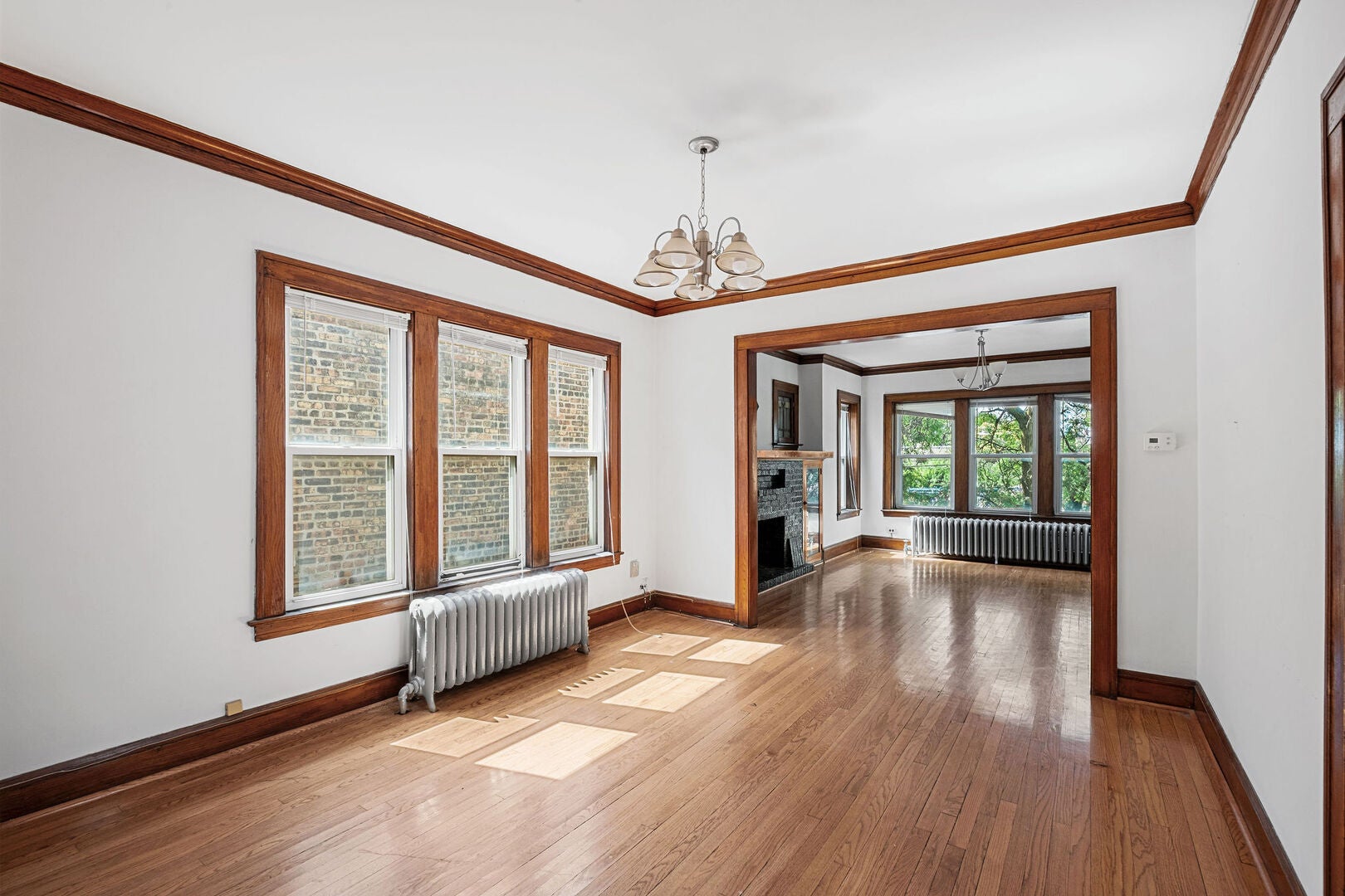 2019 N Leclaire Avenue