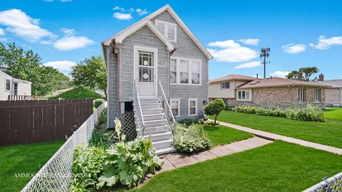 A home in Evergreen Park