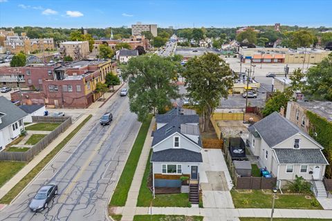 Tiny photo for 601 S 6th Avenue, Maywood, IL 60153 (MLS # 12495123)