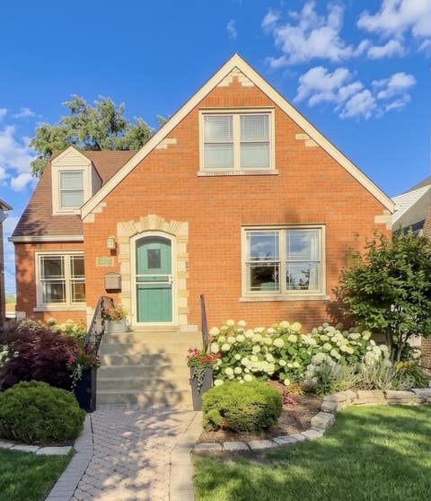 Photo of 10711 S Artesian Avenue, Chicago, IL 60655 (MLS # 12733000)
