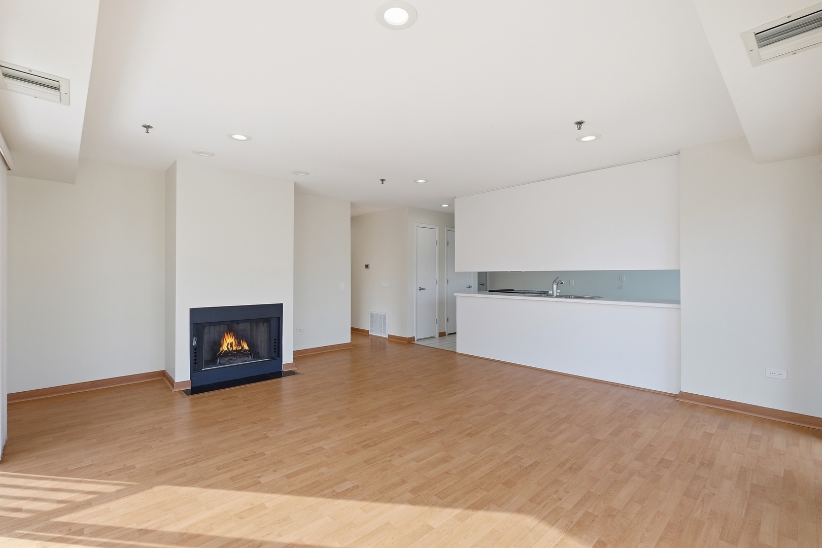 361 Kelburn Road 312