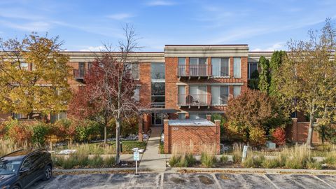 361 Kelburn Road 312 Deerfield IL 60015