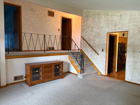 Tiny photo for 14325 Kedvale Avenue, Midlothian, IL 60445 (MLS # 12670629)