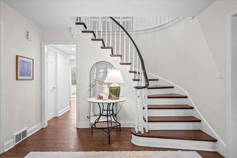 Tiny photo for 520 Standish Drive, Deerfield, IL 60015 (MLS # 12534122)