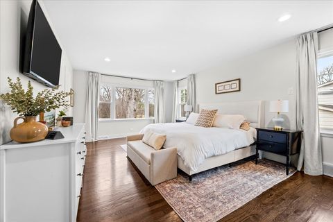 Tiny photo for 520 Standish Drive, Deerfield, IL 60015 (MLS # 12534122)