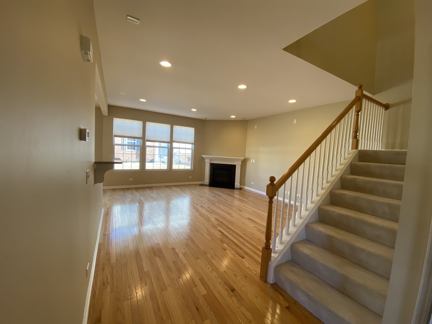 10S417 Carrington Circle