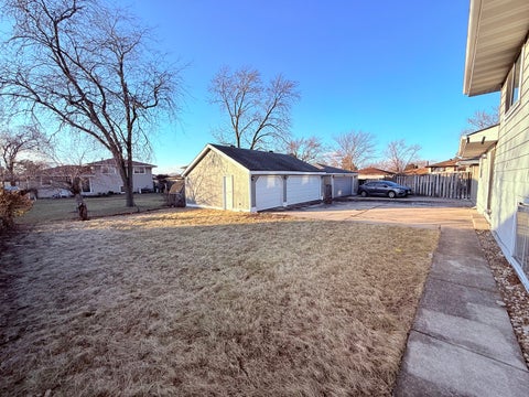 Tiny photo for 19816 Orchard Avenue, Lynwood, IL 60411 (MLS # 12677054)