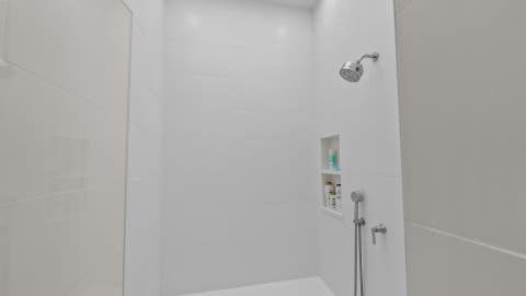 Tiny photo for 107 N Mayflower Road, Lake Forest, IL 60045 (MLS # 12714632)