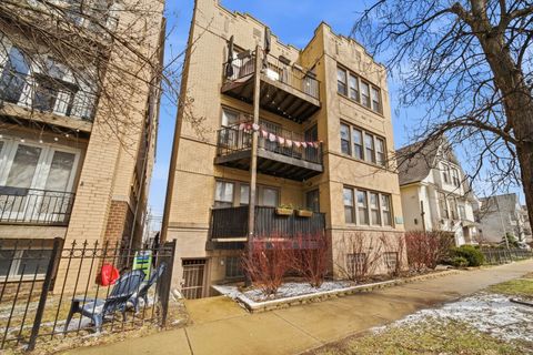 Photo of 2140 W ADDISON Street #1D, Chicago, IL 60618 (MLS # 12570112)