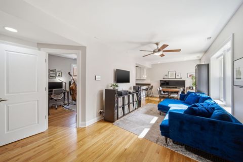 Tiny photo for 2140 W ADDISON Street #1D, Chicago, IL 60618 (MLS # 12570112)