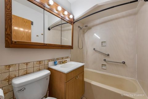 Tiny photo for 2130 Mandel Avenue, Westchester, IL 60154 (MLS # 12463360)
