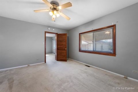 Tiny photo for 2130 Mandel Avenue, Westchester, IL 60154 (MLS # 12463360)