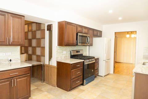 Tiny photo for 10025 Bronx Avenue, Skokie, IL 60077 (MLS # 12687957)