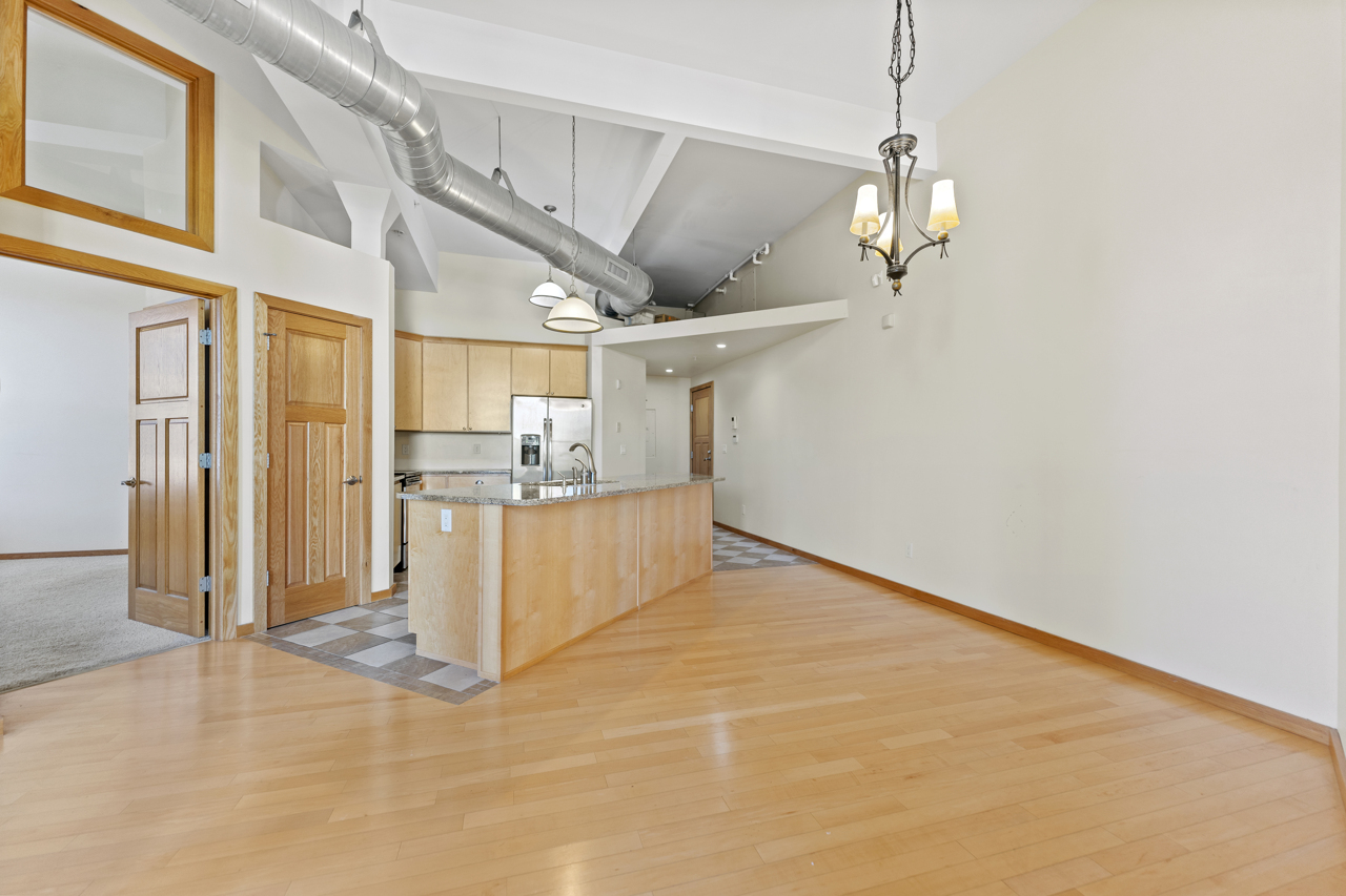 502 7th Street 201