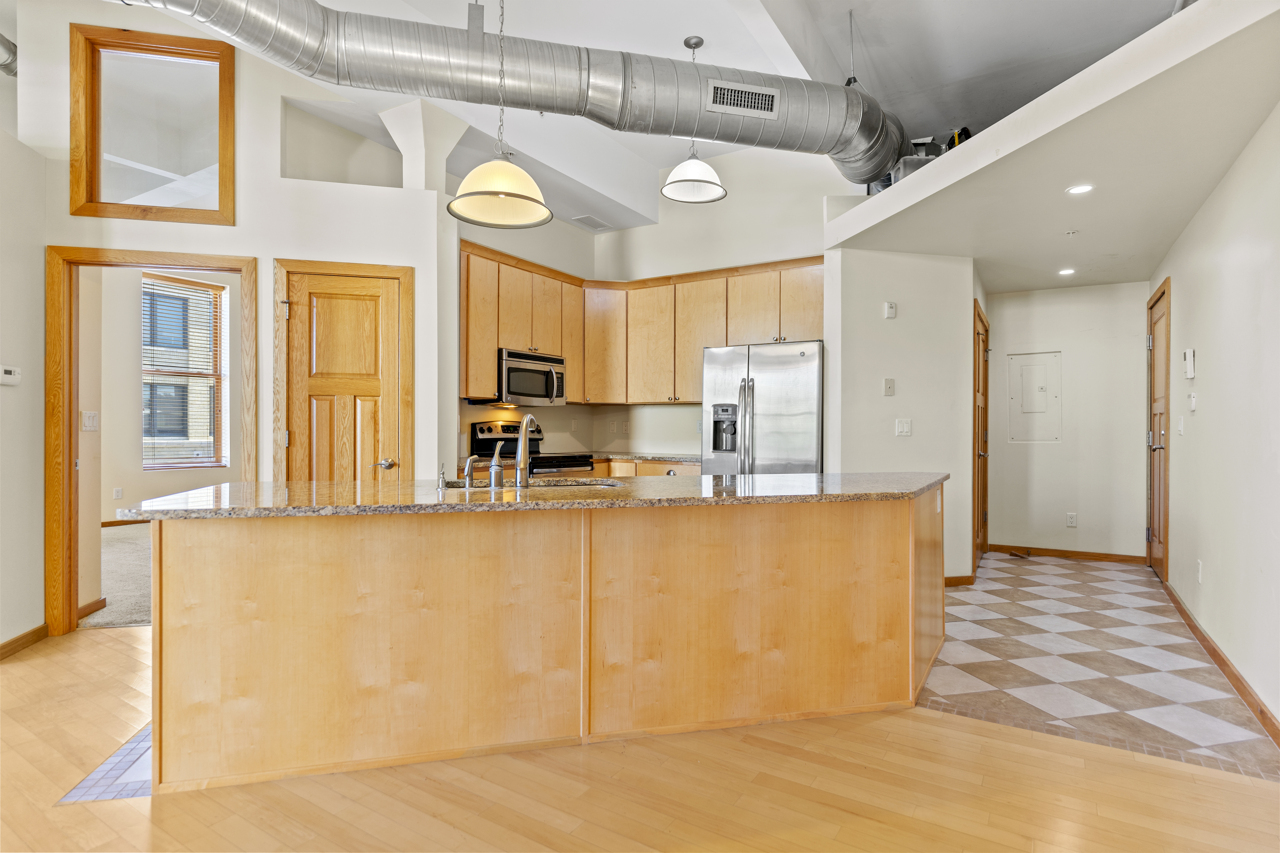 502 7th Street 201