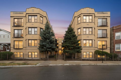 Photo of 3008 W ADDISON Street #3S, Chicago, IL 60618 (MLS # 12712195)