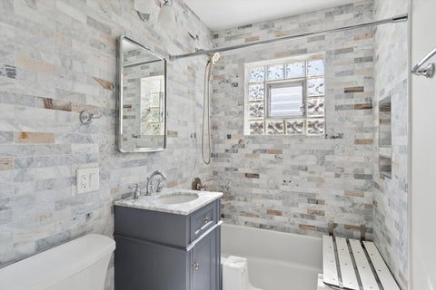 Tiny photo for 7504 W Jonquil Terrace, Niles, IL 60714 (MLS # 12651866)