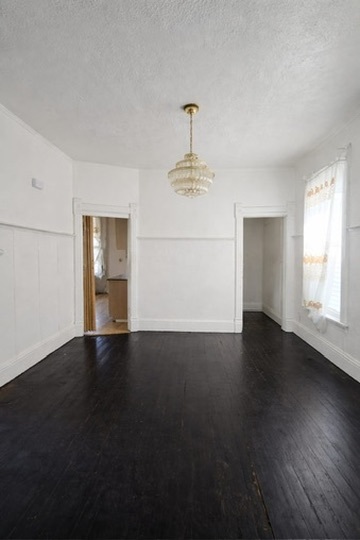 5837 S Racine Avenue