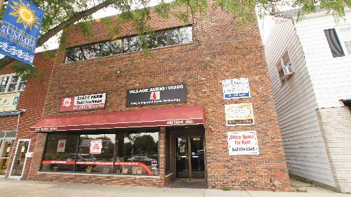 Photo 1 of 40 — 809 RIDGE Road GARAGE-OFFICE-BASEMENT, Wilmette, IL 60091