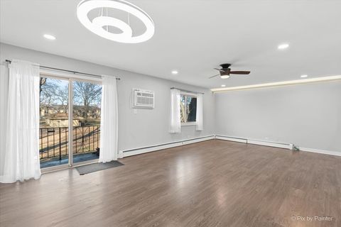 Tiny photo for 500 Chase Drive #12, Clarendon Hills, IL 60514 (MLS # 12540834)