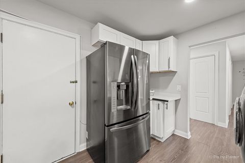 Tiny photo for 500 Chase Drive #12, Clarendon Hills, IL 60514 (MLS # 12540834)