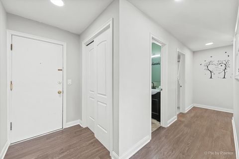 Tiny photo for 500 Chase Drive #12, Clarendon Hills, IL 60514 (MLS # 12540834)