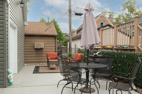 Tiny photo for 10715 S Lawndale Avenue, Chicago, IL 60655 (MLS # 12638267)