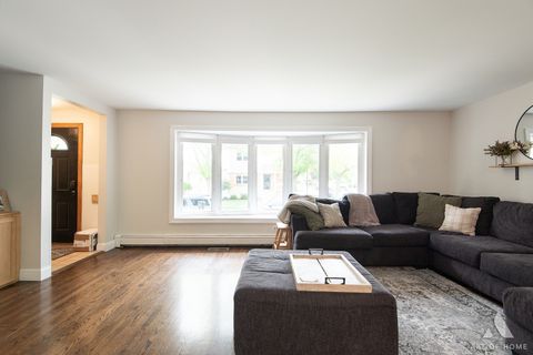 Tiny photo for 10715 S Lawndale Avenue, Chicago, IL 60655 (MLS # 12638267)