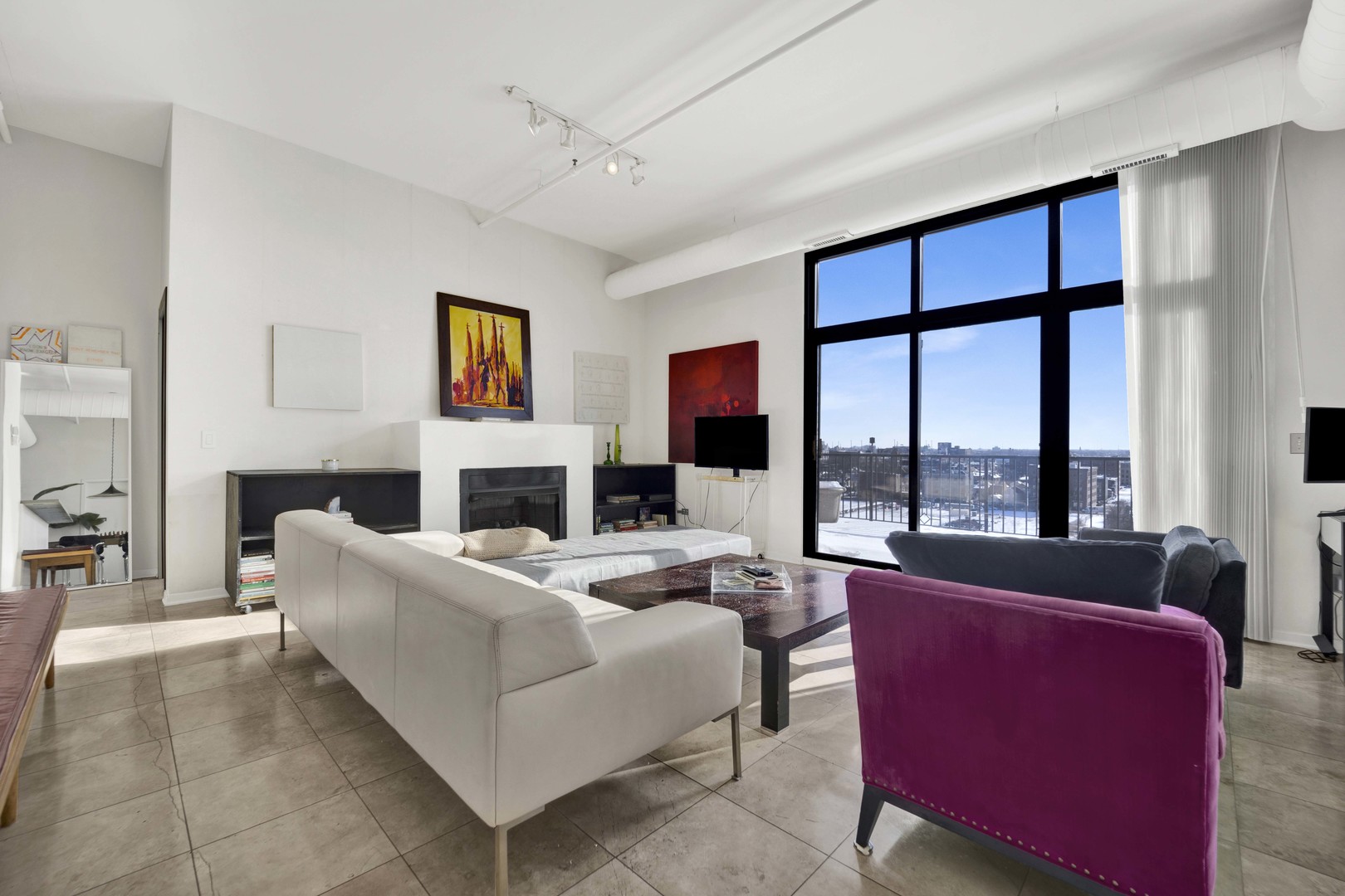 1524 S SANGAMON Street 806