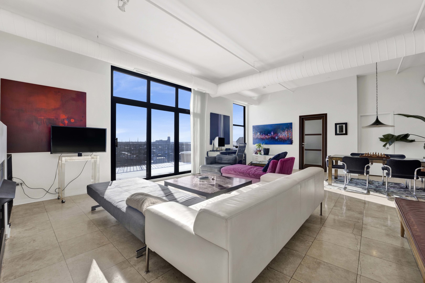 1524 S SANGAMON Street 806