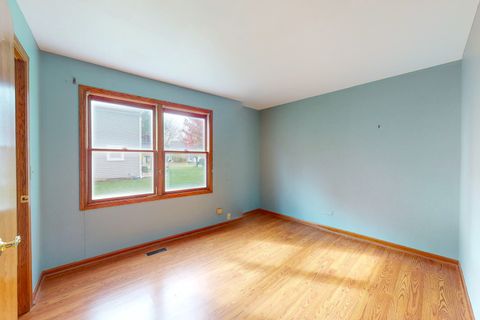 Tiny photo for 262 Allegro Lane #25-7, Carol Stream, IL 60188 (MLS # 12505902)