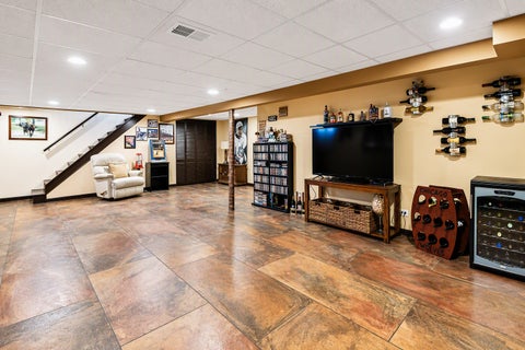 Tiny photo for 743 Franklin Street, Westmont, IL 60559 (MLS # 12738970)