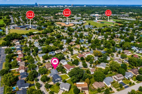 Tiny photo for 743 Franklin Street, Westmont, IL 60559 (MLS # 12738970)